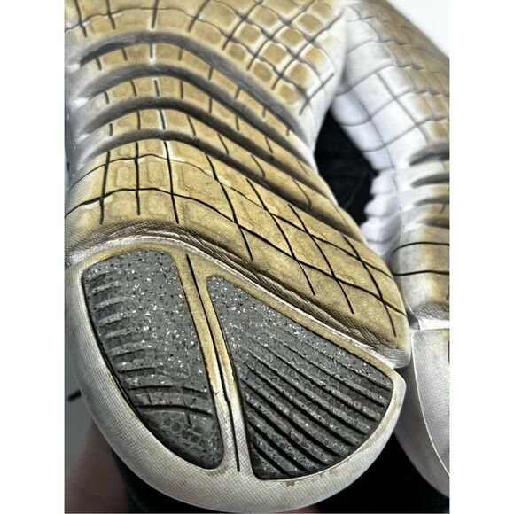 Nike Free Run 5.0 Black White Running Sneaker Shoe CZ1891-001 Women’s Size 7 - Picture 9 of 14